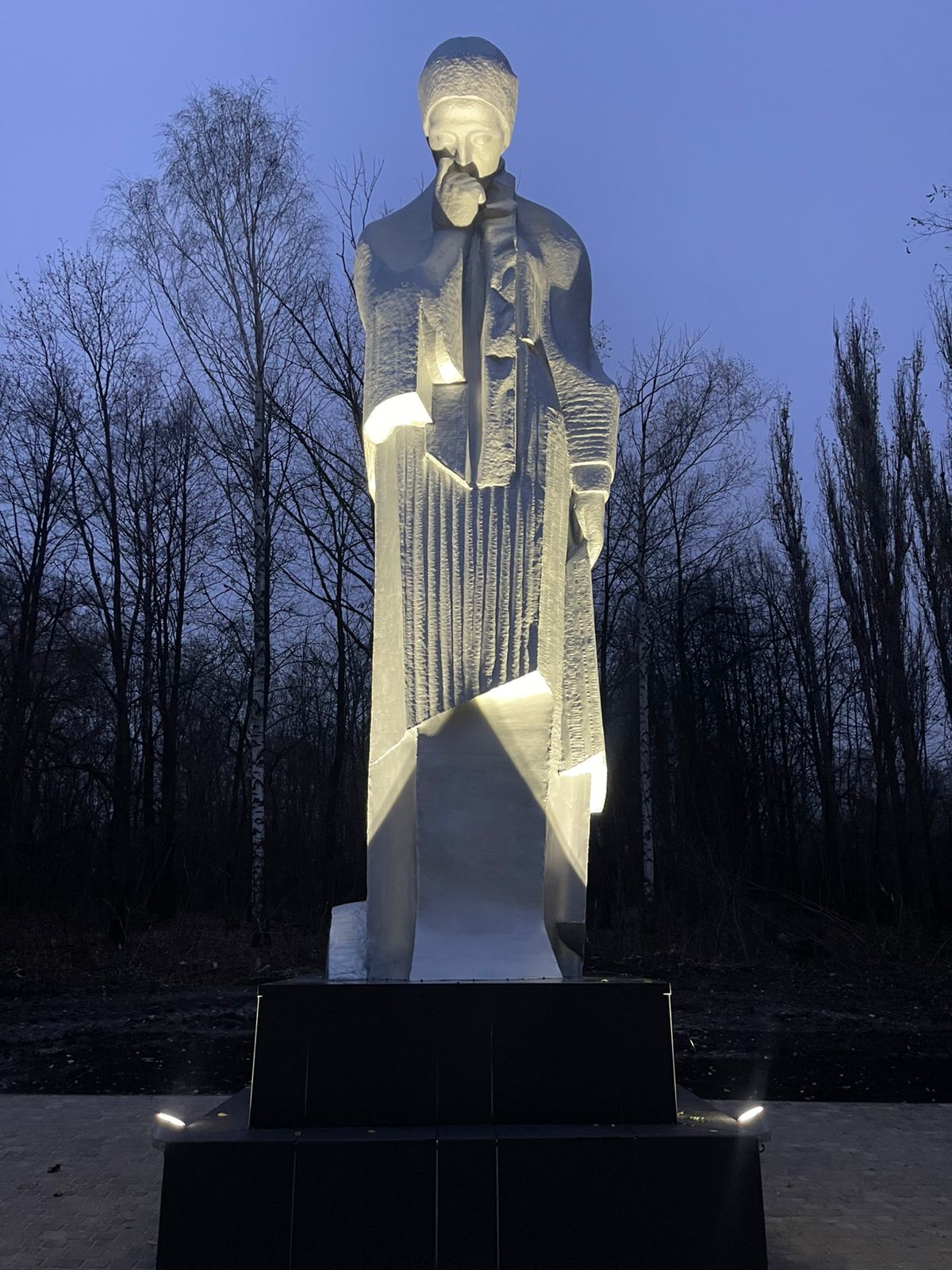 Восстановление памятника Скорбящая мать